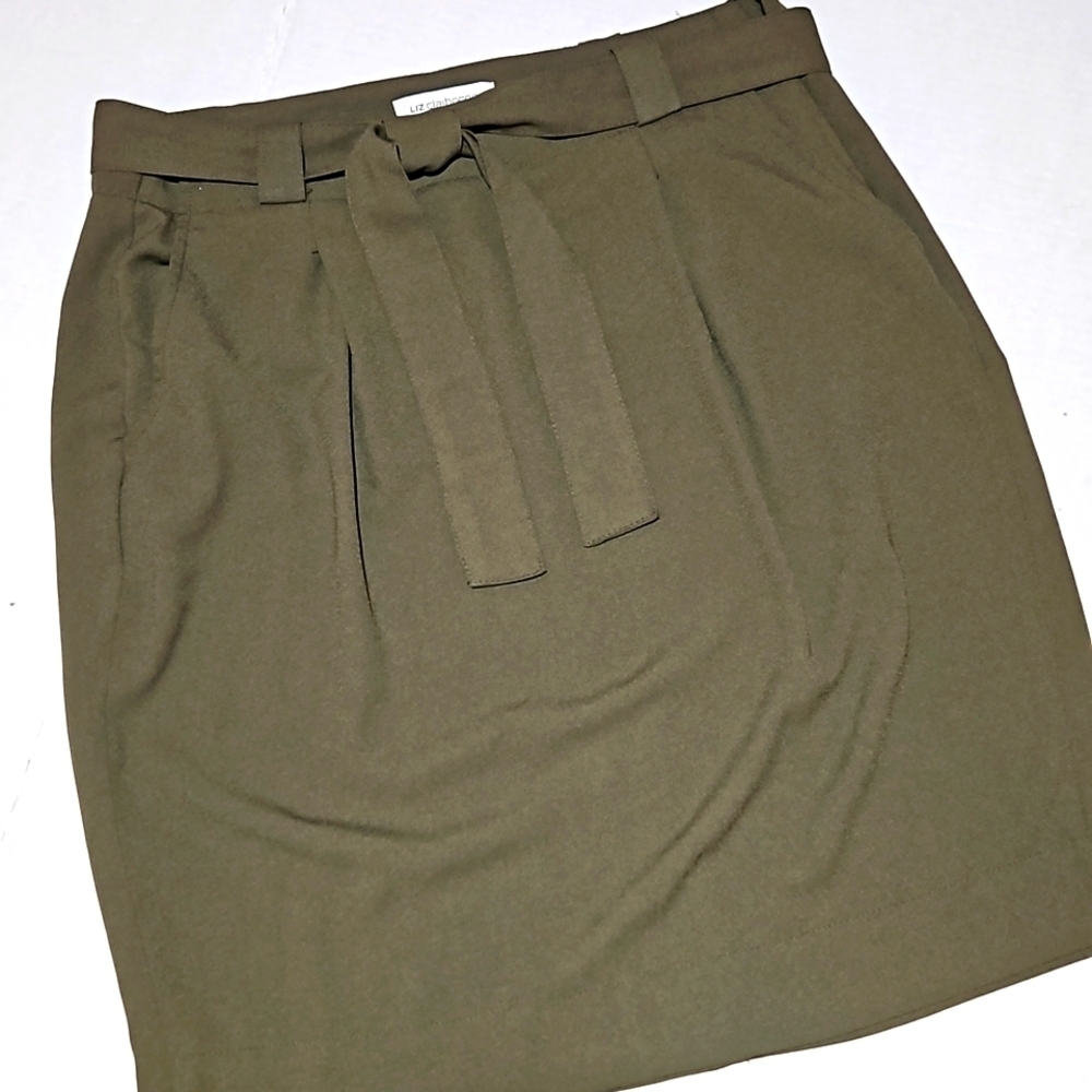 Liz Claiborne | Olive Green Lightweight Pencil Skirt - Picture 10 of 10